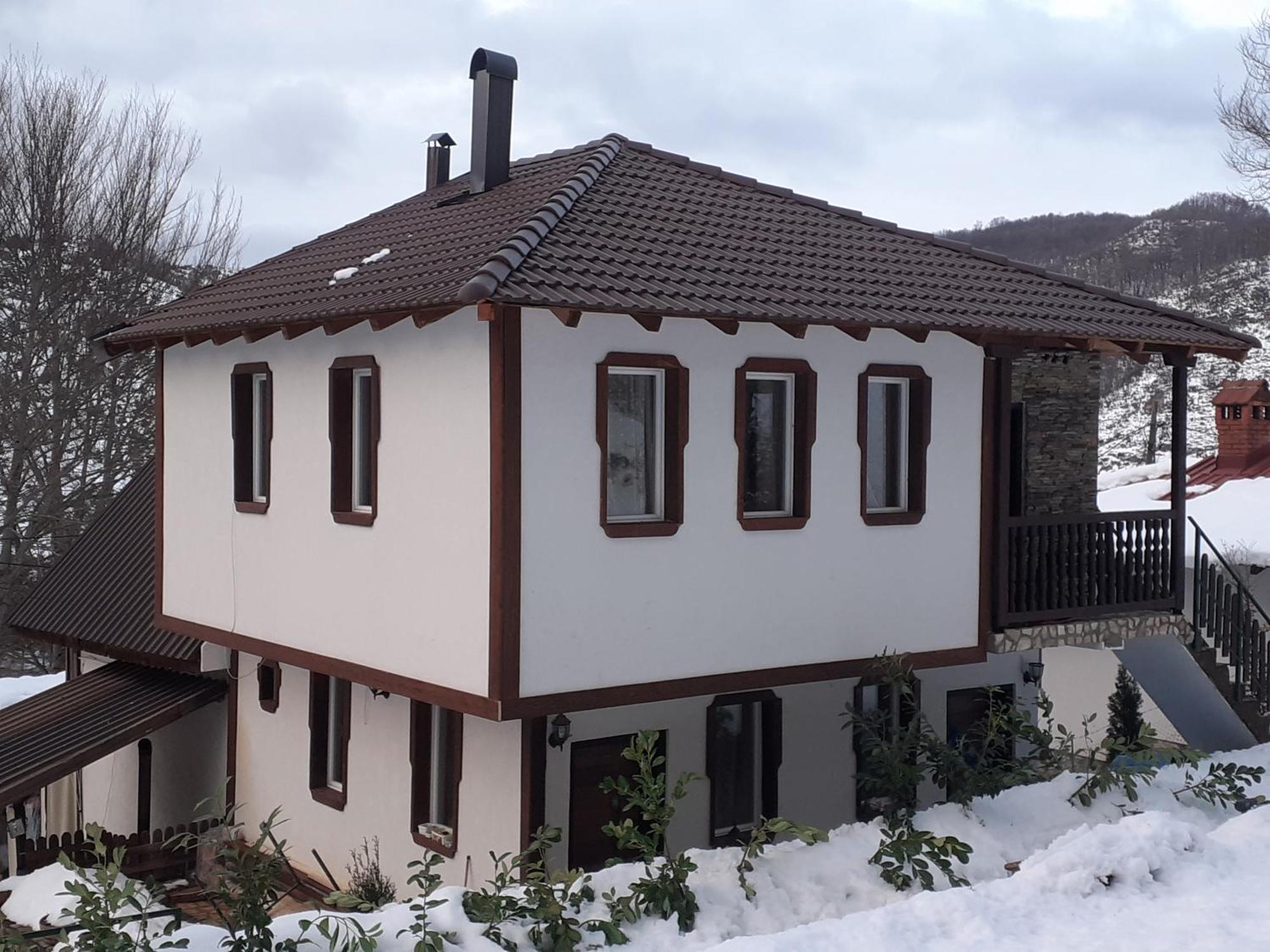 Restaurant And Apartments - T'Ga Za Jug Lazaropole Exterior foto